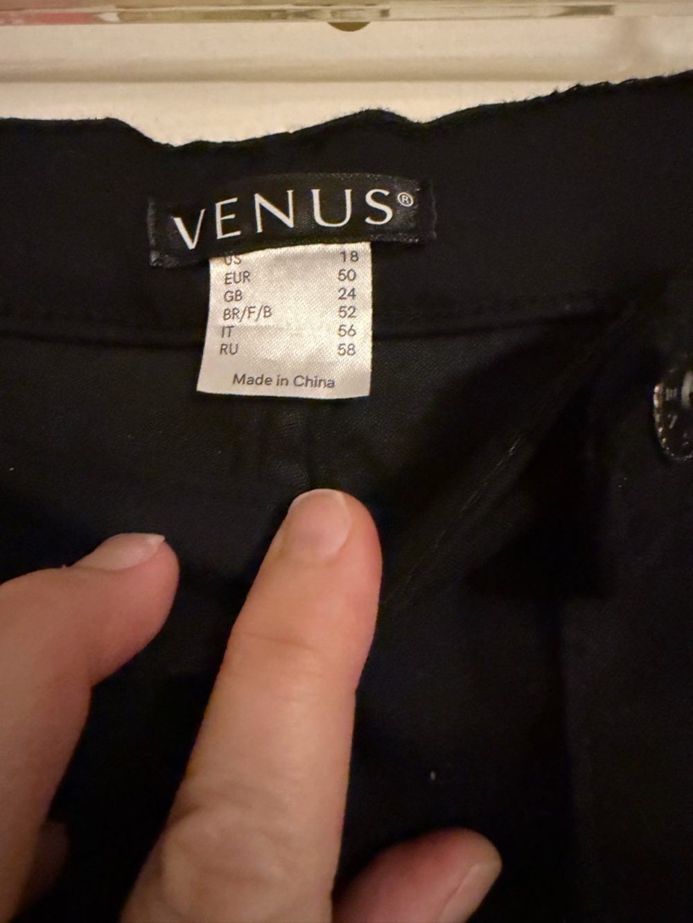 VENUS Black Rhinestone-Accent Flare capri - Picture 4 of 4